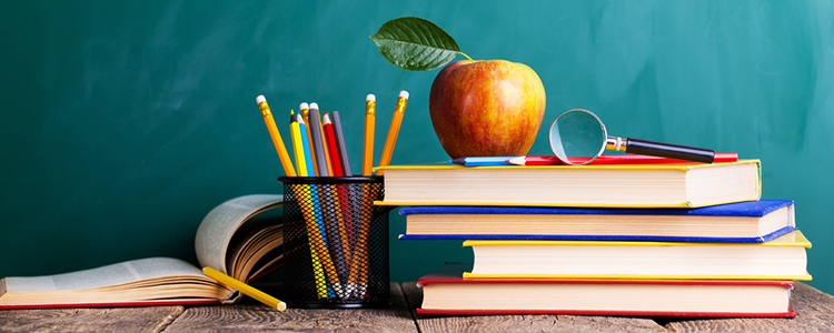 Back-to-School-Apple and books Back-to-School-Apple and books